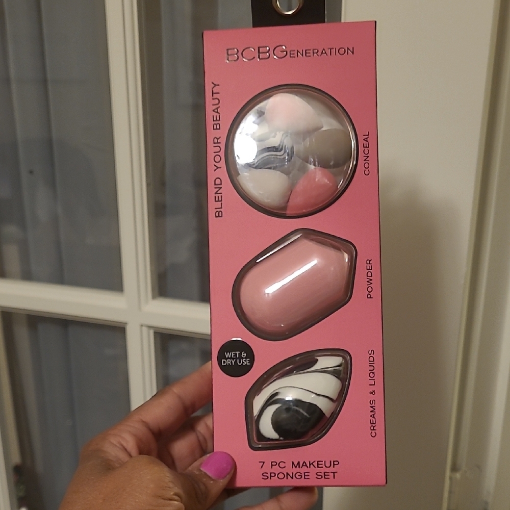 BCBGeneration 7-Piece Makeup Sponge Set